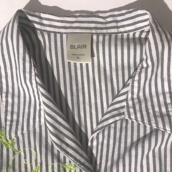 Blair vintage inspired embroidered flowers cottagecore womens striped shirt XL - Picture 2 of 7